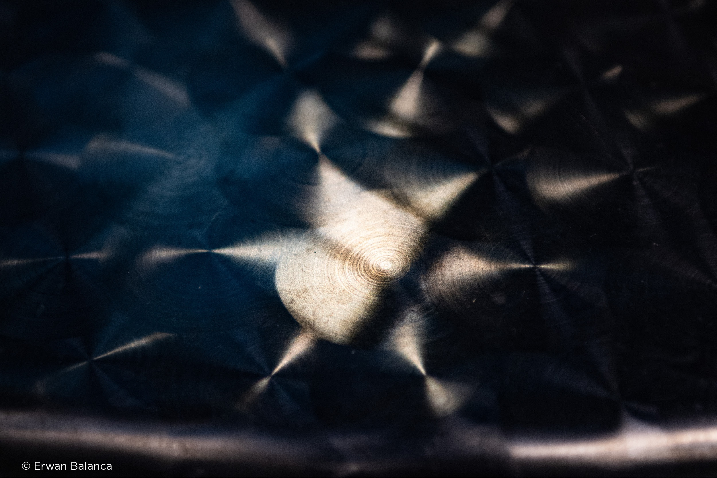 White paper : Beyond mathematical models and algorithms: Quantitative investing explained by Edmond de Rothschild